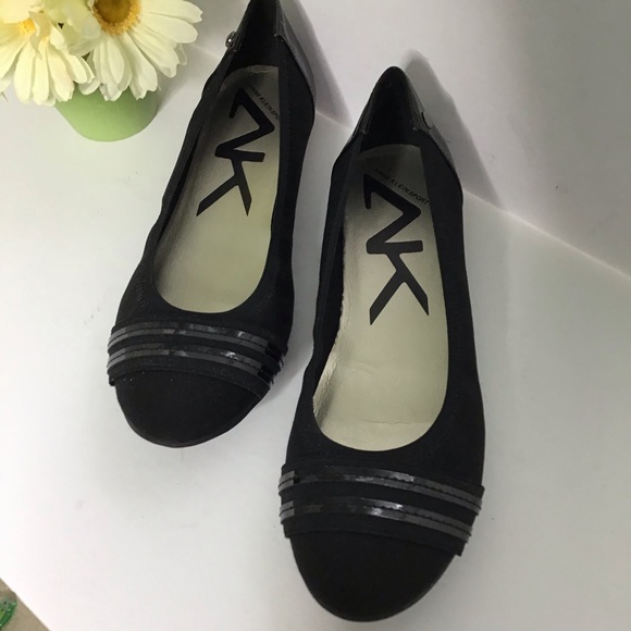 Anne Klein Shoes - Anne Klein black ballet flats Sz 8